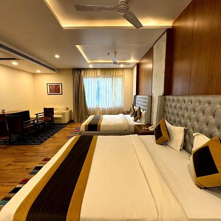 Hotel River Rhythm Assi Ghat Varanasi Exteriör bild