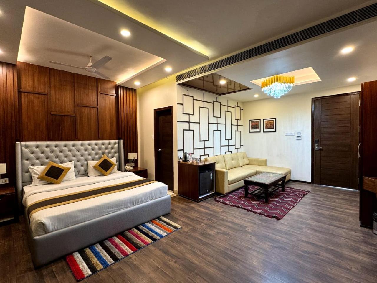 Hotel River Rhythm Assi Ghat Varanasi Exteriör bild